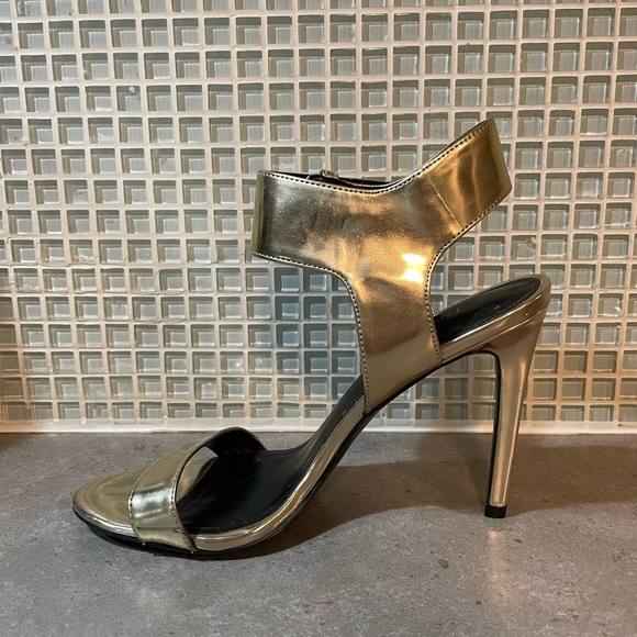 Gold Enzo Angiolini heel sandals size 8 - Picture 1 of 3